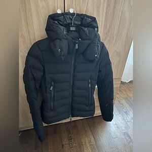 Moncler Lamoura Puffer Size 2 = Medium